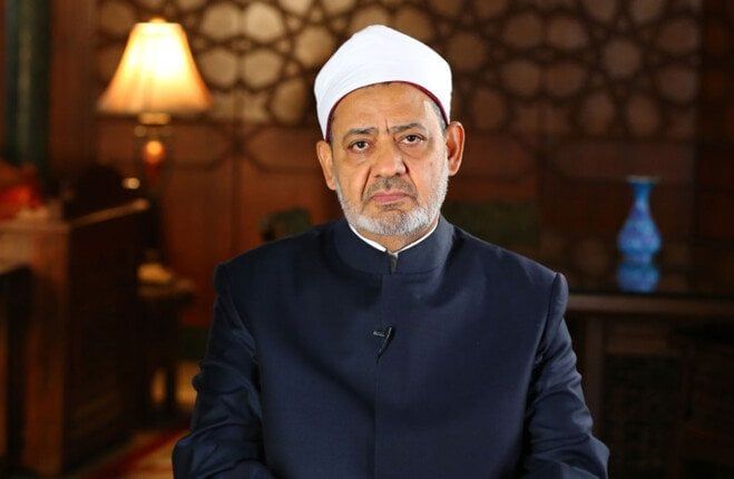 شيخ الأزهر يهنئ وزير المالية لحصوله على جائزة «أفضل وزير مالية في إفريقيا»