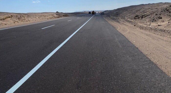 بتكلفة 92 مليون جنيه.. رفع كفاءة طريق «رأس غارب - الزعفرانة» لدعم حركة النقل والسياحة