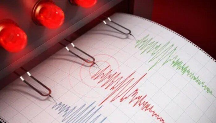 زلزال بقوة 5.5 درجة يضرب مدينة ألميريا جنوب شرقي إسبانيا