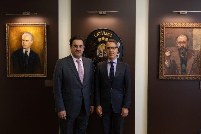 الكويت ولاتفيا تعقدان الجولة الأولى من المشاورات السياسية بينهما