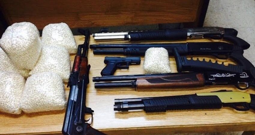 ضبط 7 قضايا اتجار في المخدرات والسلاح بدمياط وأسوان
