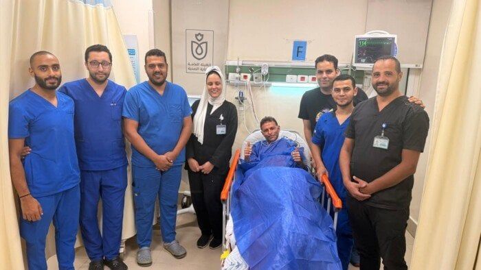 عودة من الموت.. فريق طبي ببورسعيد ينقذ شابًا توقف قلبه وأُعلن وفاته