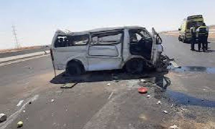 بالأسماء.. 10 مصابين حصيلة حادث انقلاب ميكروباص على الطريق الدائرى فى قليوب