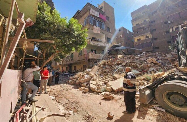 بعد استخراج أول جثة من أسفل ركام العقار المنهار.. ماذا حدث في شبرا اليوم؟