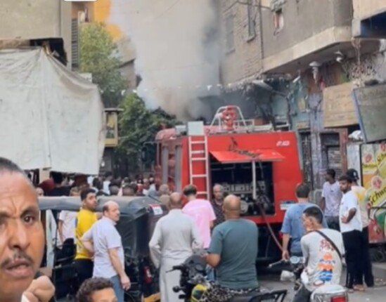 اندلاع حريق هائل في محل بالسيدة عائشة.. والحماية المدنية تحاول السيطرة