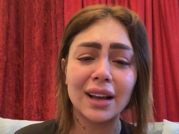 ضبط البلوجر هدير عبد الرازق وطليقها بعد فيديو الاعتداء عليها