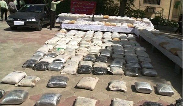 «الداخلية» تداهم تجار الكيف والسلاح بـ دمياط وأسوان وتضبط 7 قضايا