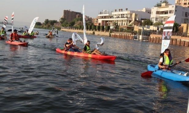 مياه سوهاج تستخدم قوارب الكاياك لتوعية المواطنين بأهمية الحفاظ على نظافة نهر النيل
