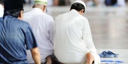تفسير رؤيا «الصلاة في الشارع» بالمنام لابن سيرين - ايجي سبورت