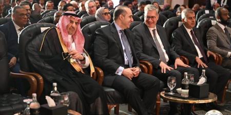 محمود فوزي عن وزير البترول: نموذج وطني مشرف ويتمتع بعلاقات دولية واسعة في مجال الطاقة والمعادن تنعكس ايجابيا على المصالح الوطنية - ايجي سبورت
