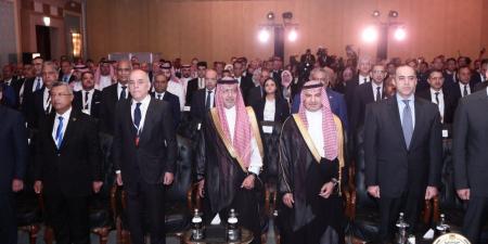محمود فوزي يصف وزير البترول بأنه مثال يحتذى به وطنياً ويمتلك شبكة علاقات دولية واسعة في مجالات الطاقة والمعادن، مما يعود بالفائدة على المصالح الوطنية. - ايجي سبورت