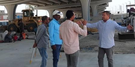 السكرتير العام المساعد بالأقصر يتفقد سير العمل بالمواقف العامة - ايجي سبورت