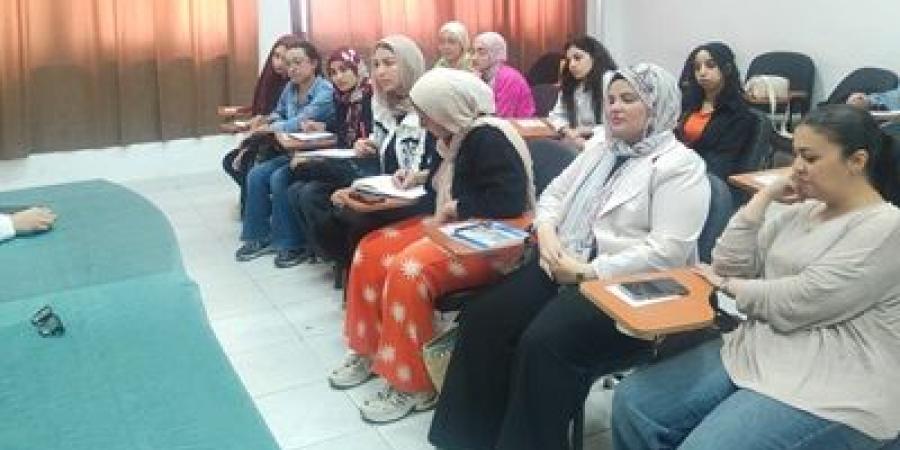 "المترجم المحترف" ندوة تأهيلية بكلية الألسن جامعة قناة السويس - ايجي سبورت