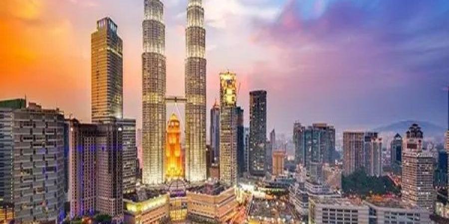 اقتصاد سنغافورة ينمو 4.3% خلال الربع الثاني من 2025 - ايجي سبورت