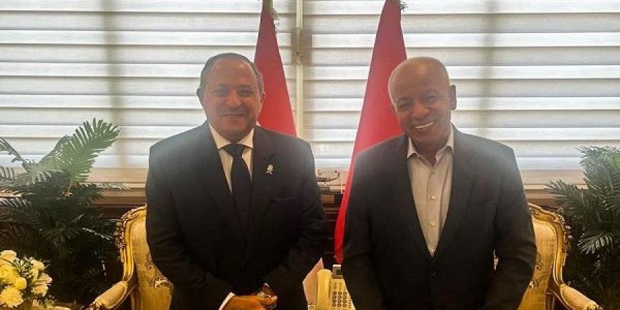 محافظ بورسعيد يلتقي رئيس عمال مصر لتعزيز التعاون المشترك - ايجي سبورت
