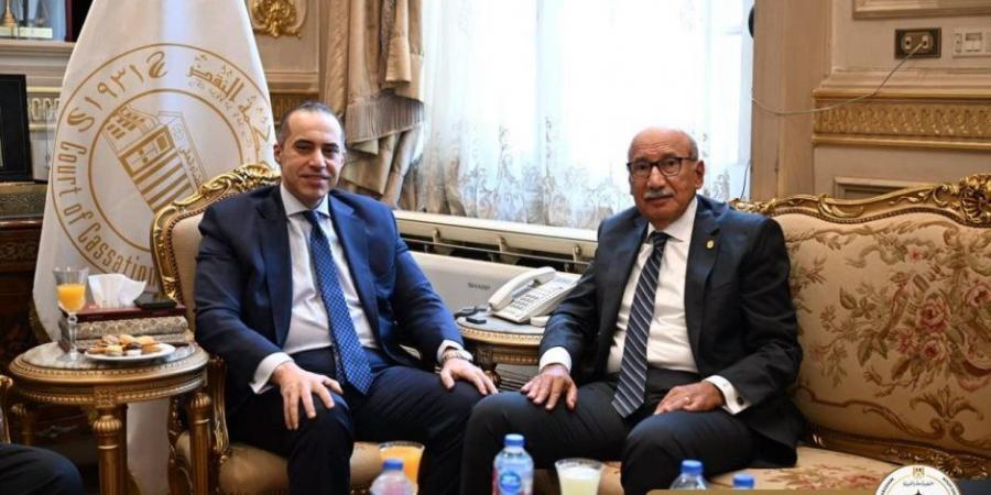 وزير الشئون النيابية يلتقي رئيس محكمة النقض و«القضاء الأعلى» لتهنئته بالمنصب - ايجي سبورت