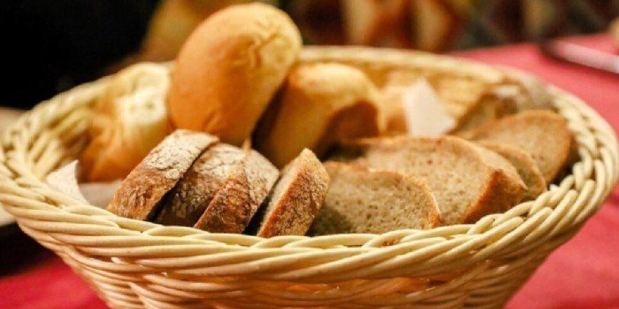 رغم التحذيرات الغذائية.. فوائد صحية متعددة لتناول الخبز يوميًا - ايجي سبورت