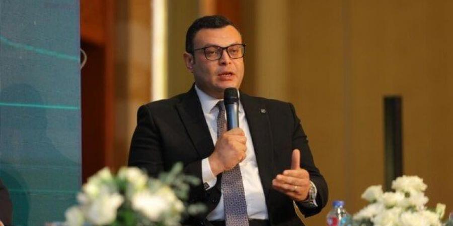 وزير الإسكان يُصدر 24 قراراً لإزالة مخالفات بناء بمدينتي السادات ودمياط الجديدة - ايجي سبورت