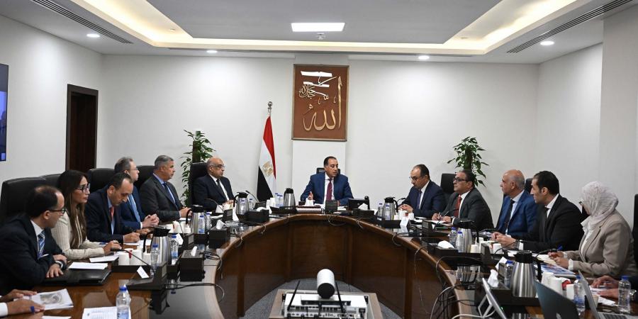 مدبولى يتابع آليات الاستغلال الأمثل لمبنى قصر القطن بالإسكندرية - ايجي سبورت
