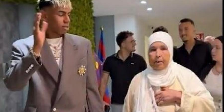 لامين جمال يوقع على عقد "احترافي" مع برشلونة - ايجي سبورت