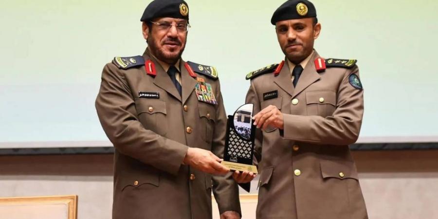 اللواء الفرج يكرم الفائزين بجائزة التميز لحج 1446هـ - ايجي سبورت