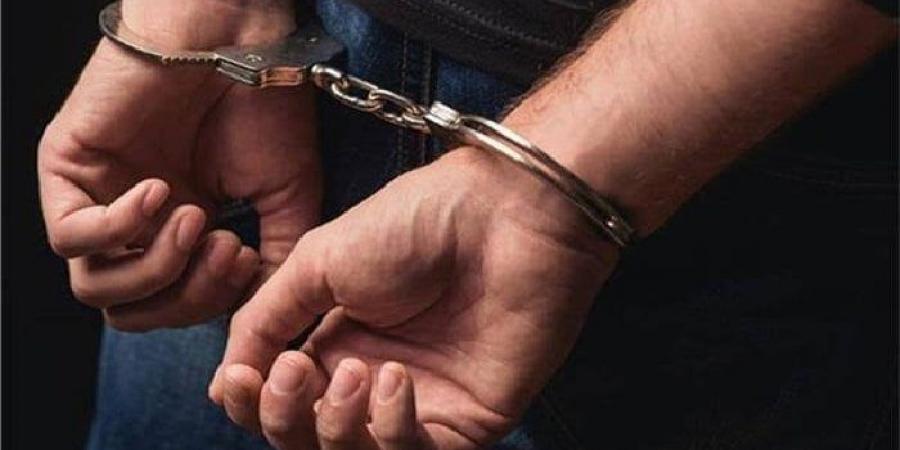القبض على مهتز نفسيا تعدى على المارة ببولاق - ايجي سبورت