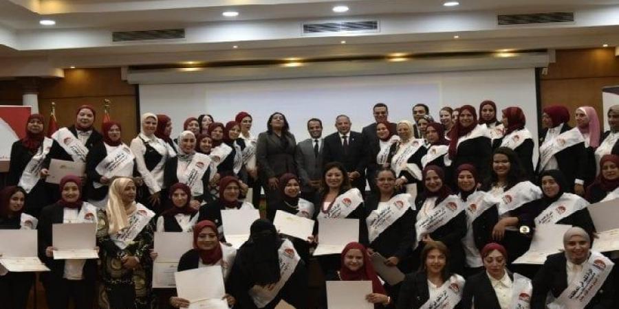 محافظ بورسعيد يشهد حفل تخريج الدفعة الثالثة من برنامج «المرأة تقود» - ايجي سبورت