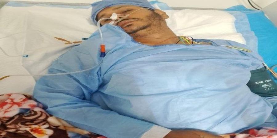 شقيقان يعتديان على أخيهما ويسحلانه أمام أسرته بسبب خلاف على الميراث في طحانوب - ايجي سبورت