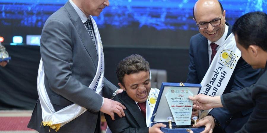 "بدران"بطل التحدي في جامعة أسيوط..توج بالألقاب وحصد البطولات - ايجي سبورت