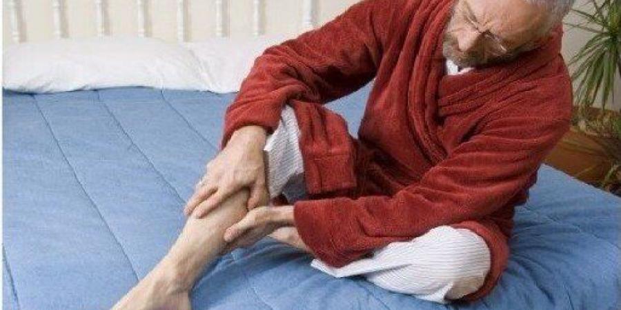 "تململ الساقين".. مرض عصبي مزمن قد يفسر معاناتك الليلية - ايجي سبورت
