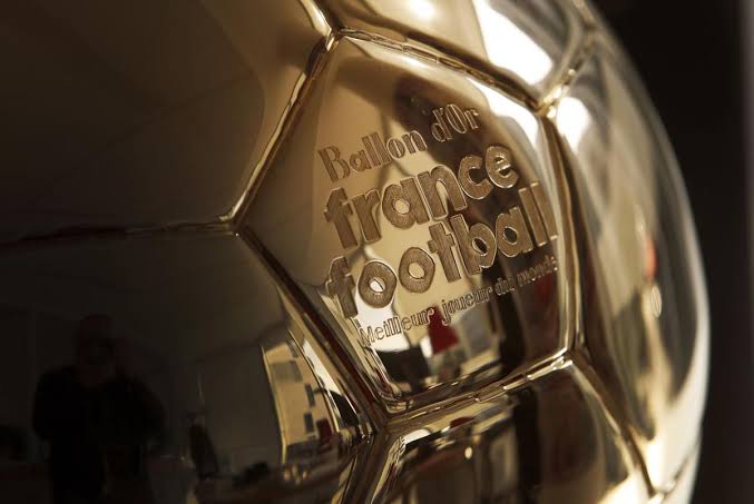 فرانس فوتبول تكشف قائمة أعلى 20 لاعباً تقاضياً للأجور